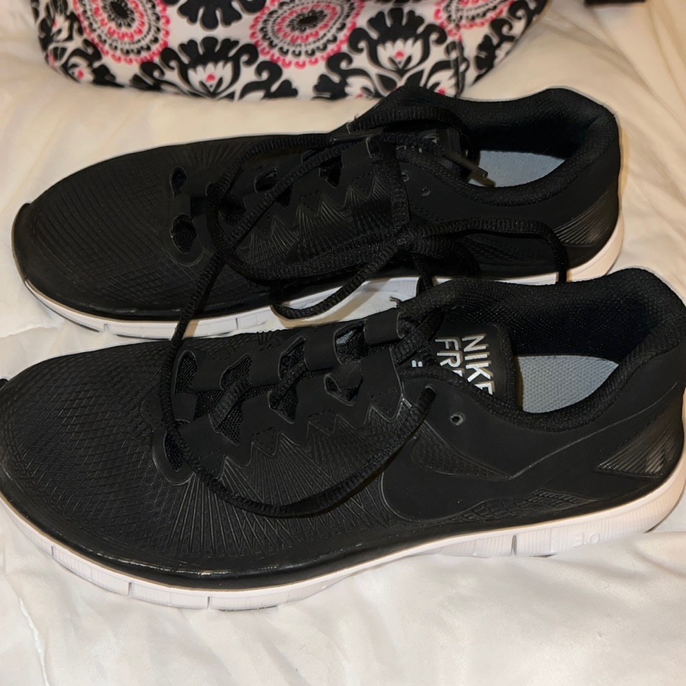 nike free 3.0 used black sneakers